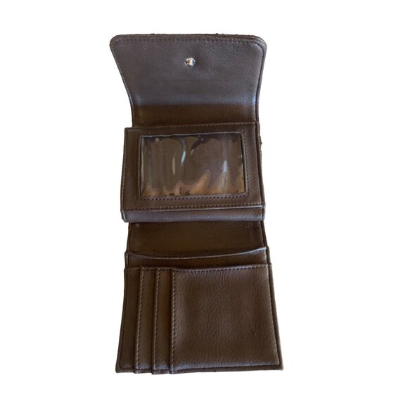 Esprit Brown Leather Tri-Fold Wallet With Snap Closure & Zippered Coin Pocket - Picture 3 of 10